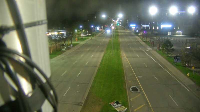 Traffic camera image at 2025-05-09 06:40:10