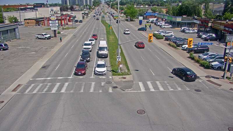 Traffic camera image at 2025-06-30 17:30:18