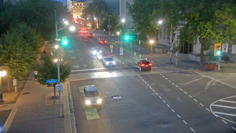 Traffic camera image at 2025-08-25 00:20:56
