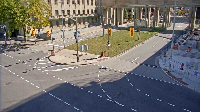 Traffic camera image at 2025-09-14 17:06:10