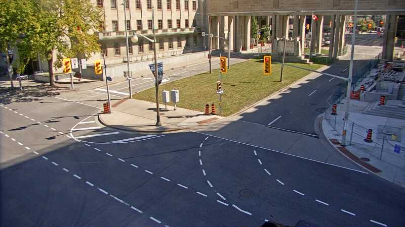 Traffic camera image at 2025-09-14 17:46:10