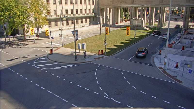 Traffic camera image at 2025-09-14 18:11:07
