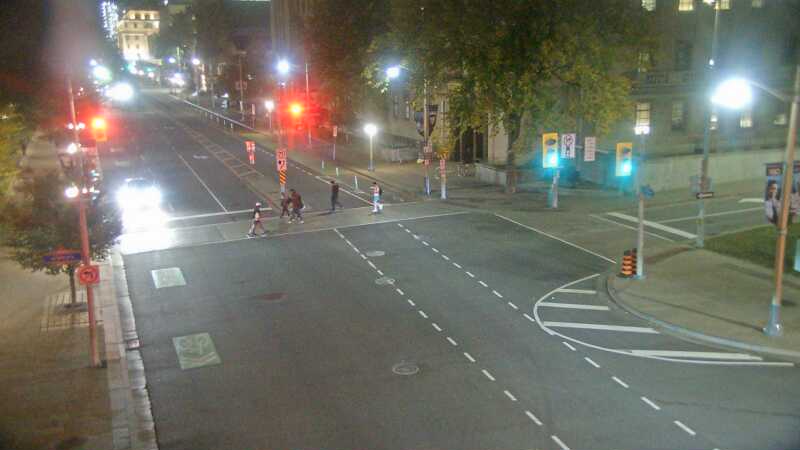 Traffic camera image at 2025-09-18 00:15:54