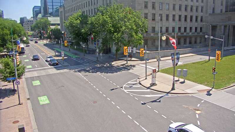 Traffic camera image at 2025-06-30 15:31:03