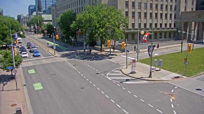 Traffic camera image at 2025-06-30 16:46:09