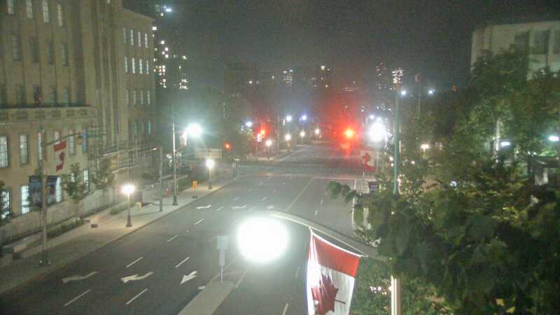 Traffic camera image at 2025-07-03 04:06:06