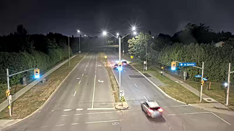 Traffic camera image at 2025-08-04 01:50:56