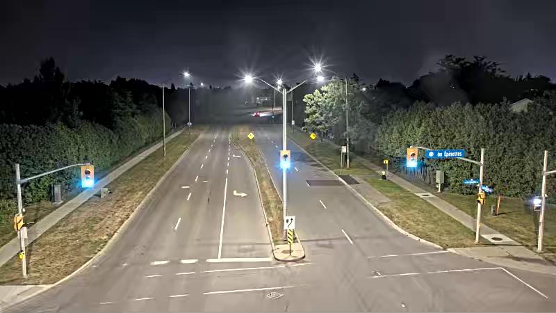 Traffic camera image at 2025-08-04 02:20:58