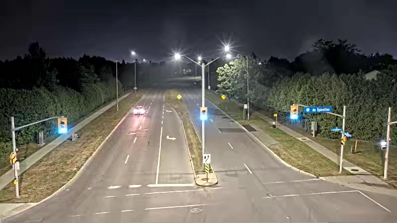 Traffic camera image at 2025-08-04 02:26:00