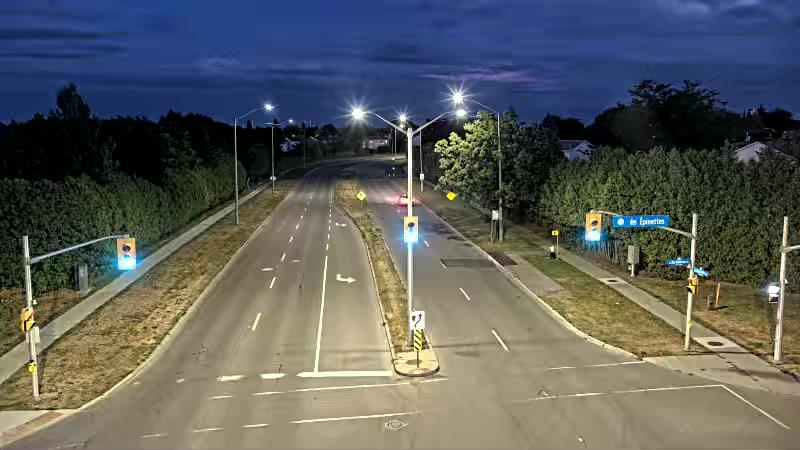 Traffic camera image at 2025-08-25 00:31:03