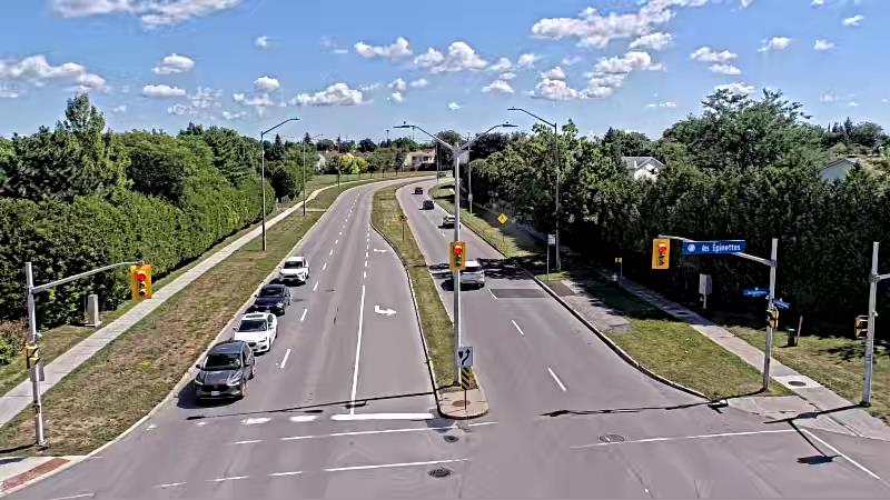 Traffic camera image at 2025-08-31 16:46:05