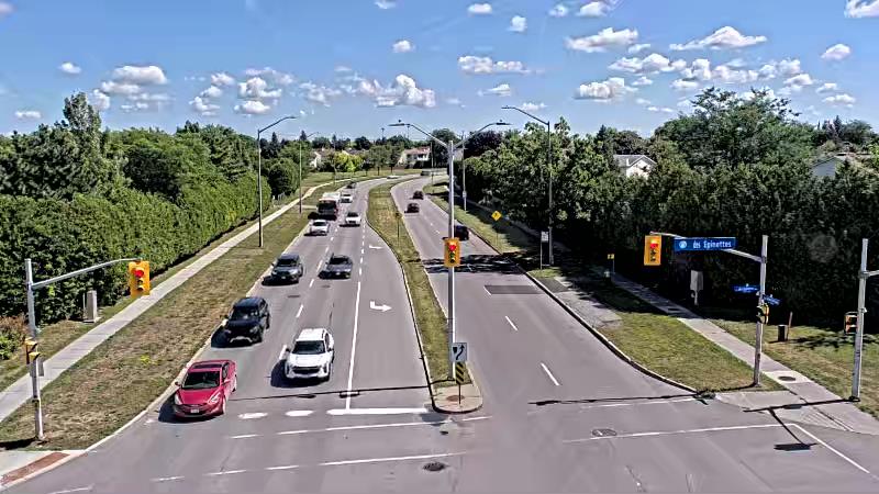 Traffic camera image at 2025-08-31 17:06:06