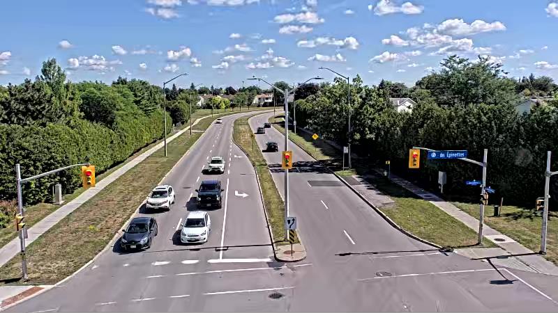 Traffic camera image at 2025-08-31 17:11:07