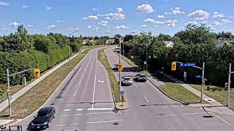 Traffic camera image at 2025-08-31 17:26:13