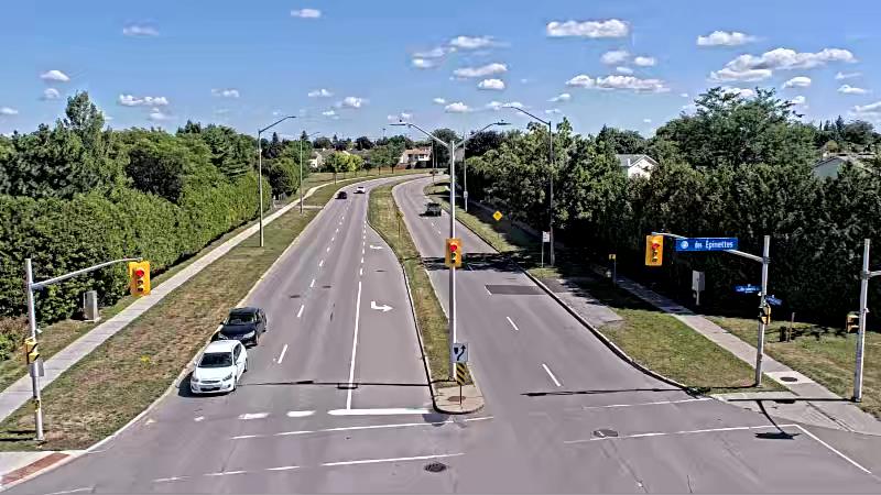 Traffic camera image at 2025-08-31 17:41:03