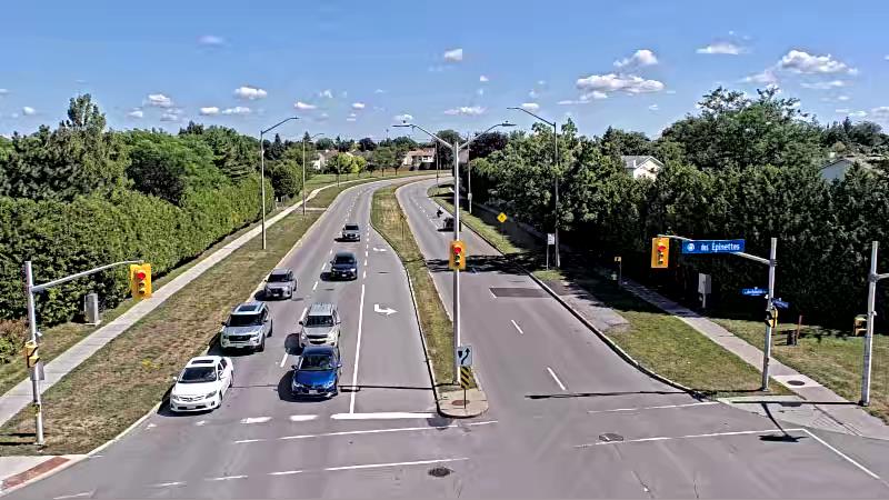 Traffic camera image at 2025-08-31 17:46:09