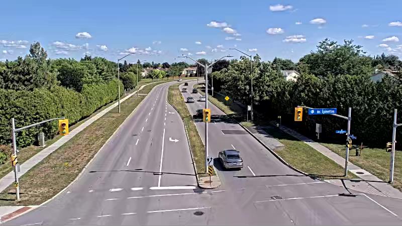 Traffic camera image at 2025-08-31 18:06:17