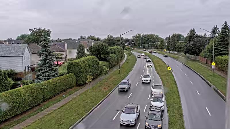 Traffic camera image at 2025-09-04 20:41:06