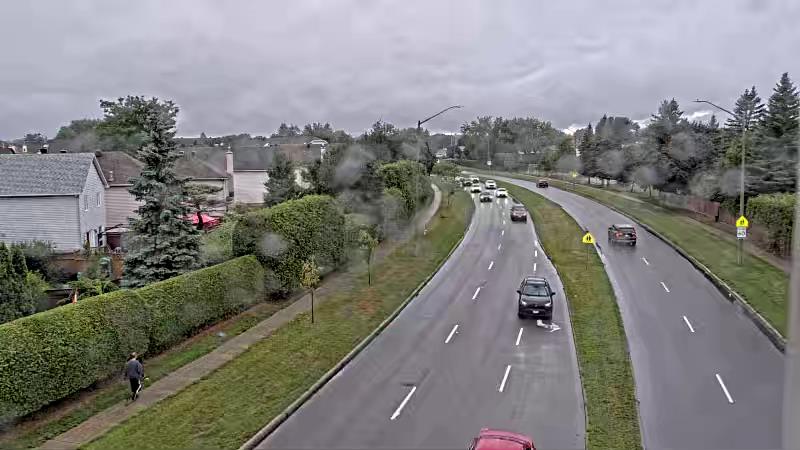 Traffic camera image at 2025-09-04 21:26:02