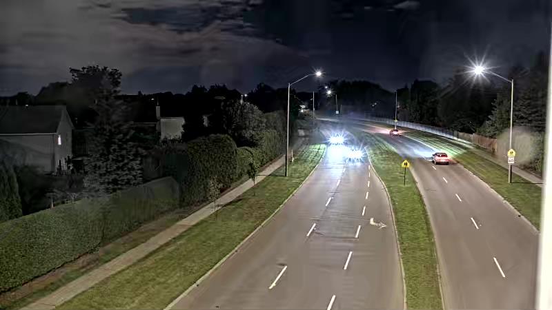 Traffic camera image at 2025-09-08 01:11:04