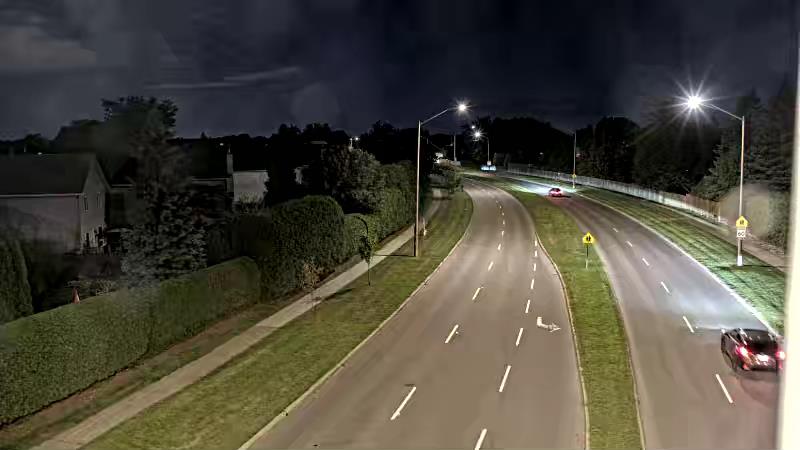 Traffic camera image at 2025-09-08 01:30:57