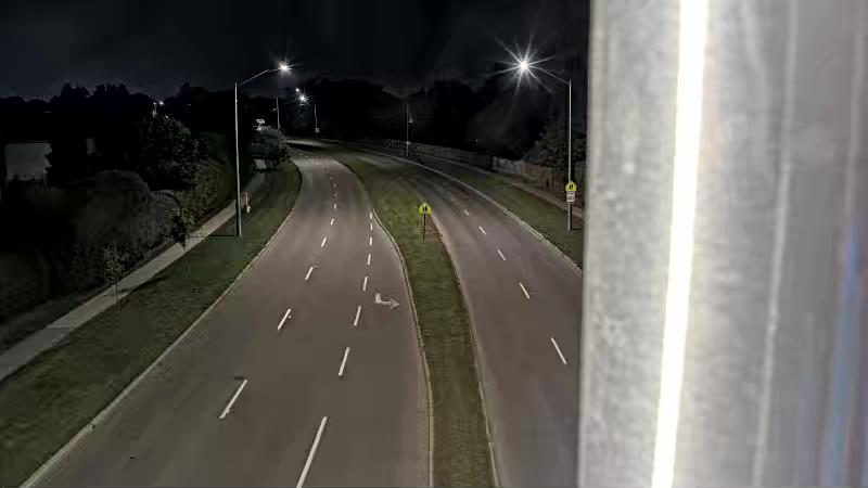 Traffic camera image at 2025-09-18 02:31:02