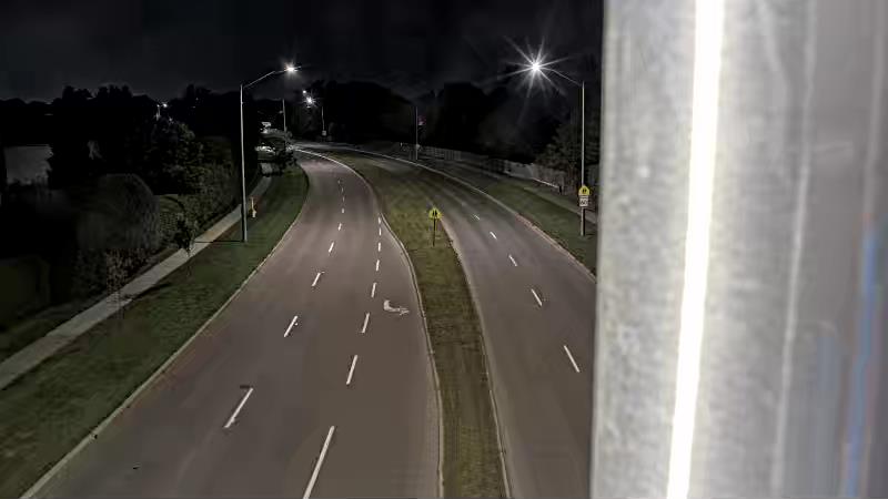 Traffic camera image at 2025-09-18 02:41:05