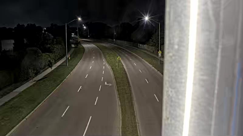 Traffic camera image at 2025-09-18 03:01:04
