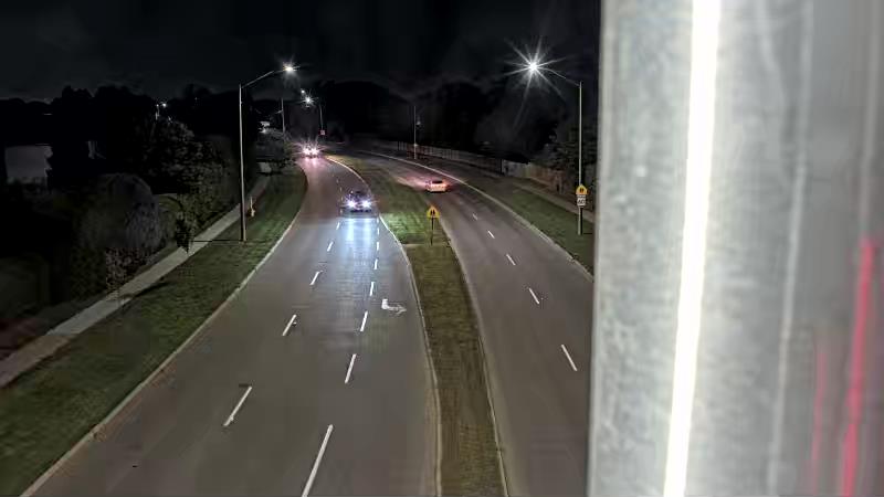 Traffic camera image at 2025-09-18 03:11:02