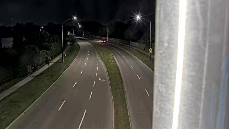 Traffic camera image at 2025-09-18 03:21:00