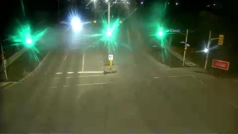 Traffic camera image at 2025-04-25 06:36:08