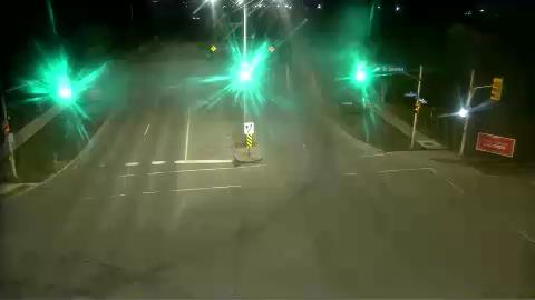 Traffic camera image at 2025-04-25 06:50:42