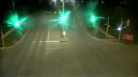 Traffic camera image at 2025-04-25 07:20:38