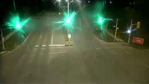 Traffic camera image at 2025-04-25 07:50:34