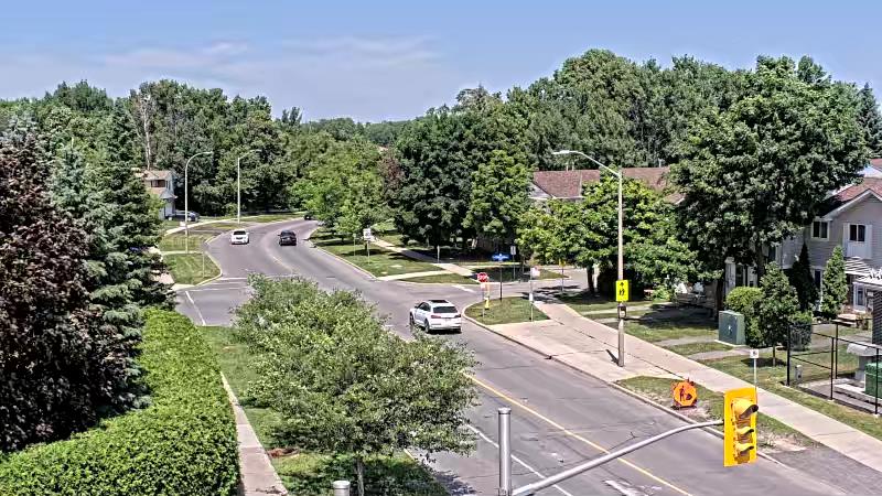 Traffic camera image at 2025-06-30 17:41:04
