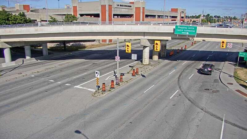 Traffic camera image at 2025-08-24 14:16:04