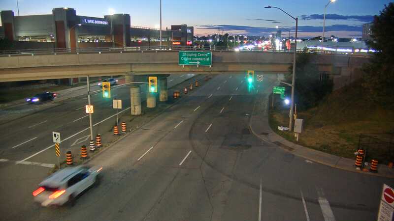 Traffic camera image at 2025-08-31 00:15:56