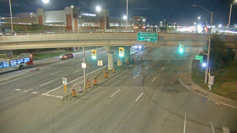 Traffic camera image at 2025-09-14 00:06:04