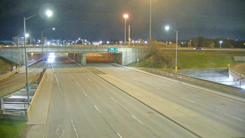Traffic camera image at 2025-05-09 05:50:53
