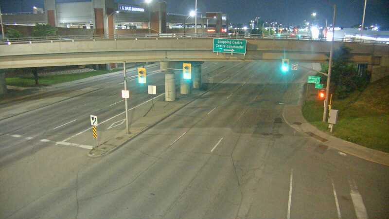 Traffic camera image at 2025-06-09 08:16:57