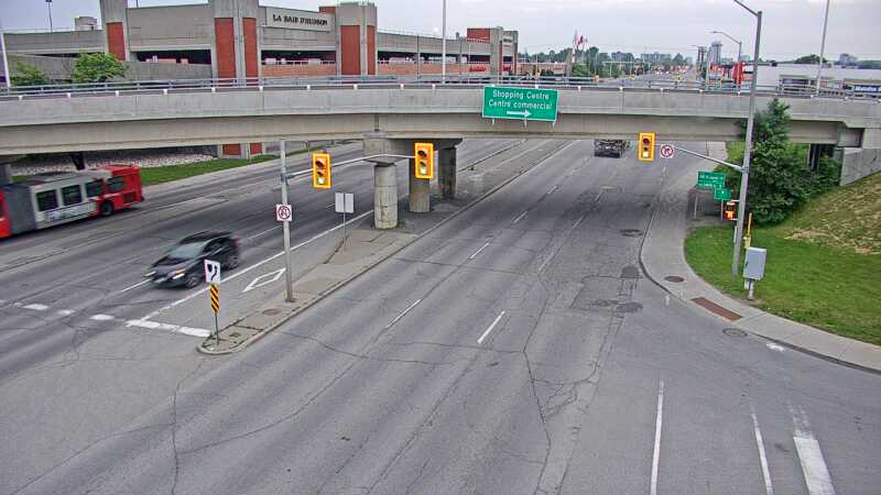 Traffic camera image at 2025-06-09 09:47:25