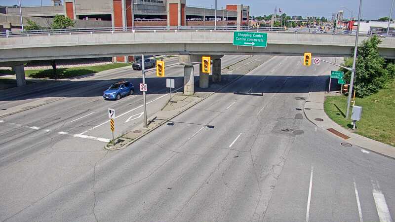 Traffic camera image at 2025-06-30 16:06:02