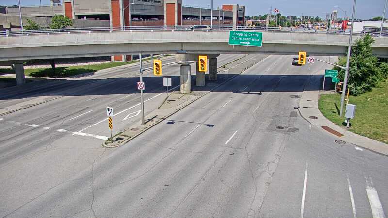 Traffic camera image at 2025-06-30 16:21:01