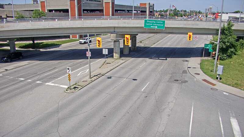 Traffic camera image at 2025-06-30 16:38:07
