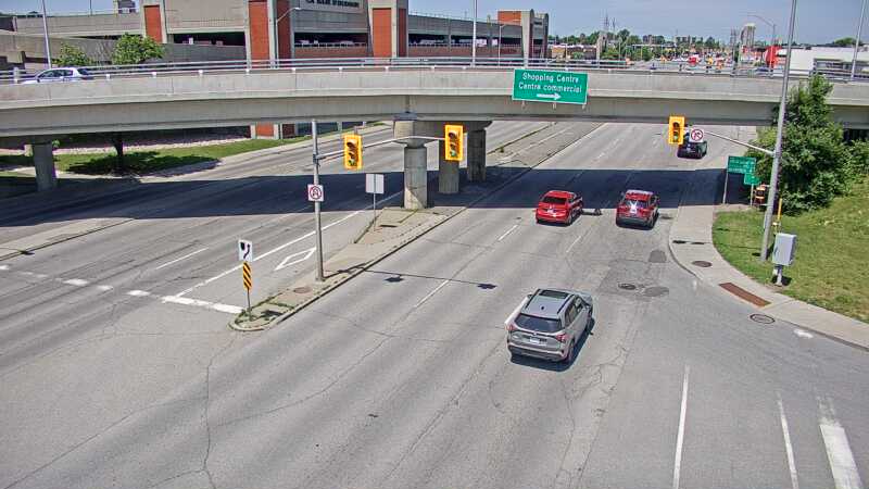 Traffic camera image at 2025-06-30 16:51:03
