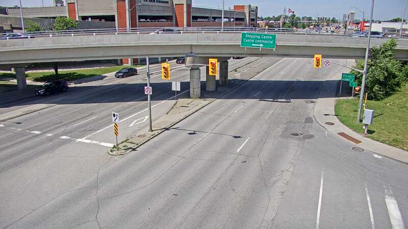 Traffic camera image at 2025-06-30 17:26:22