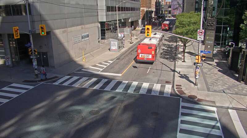Traffic camera image at 2025-09-14 18:31:13