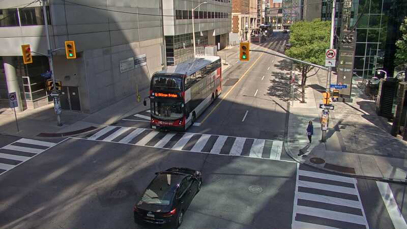 Traffic camera image at 2025-09-14 18:51:08