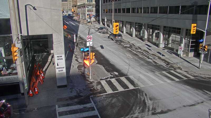 Traffic camera image at 2024-12-21 15:36:36