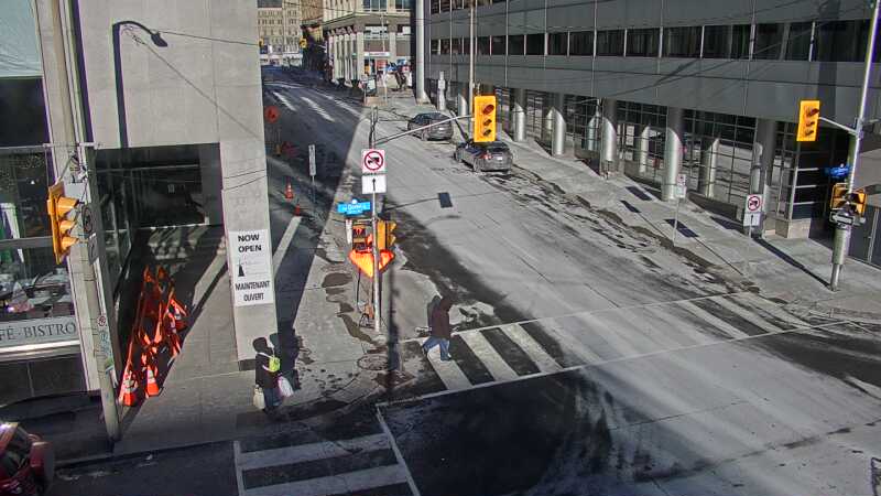 Traffic camera image at 2024-12-21 15:50:50